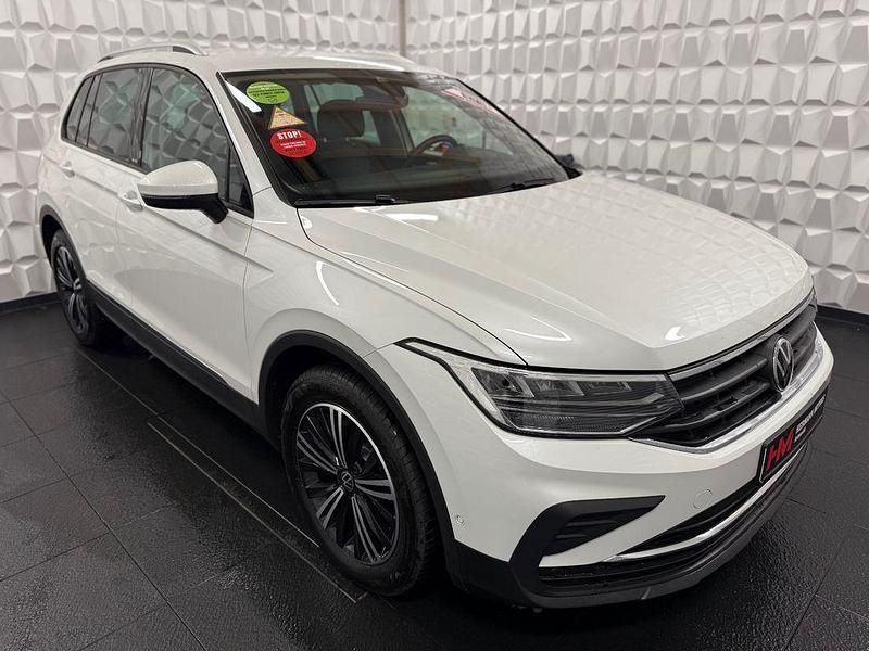 Gebraucht VW Tiguan Active 150 PS (110 kW) 2021 Weiß SUV