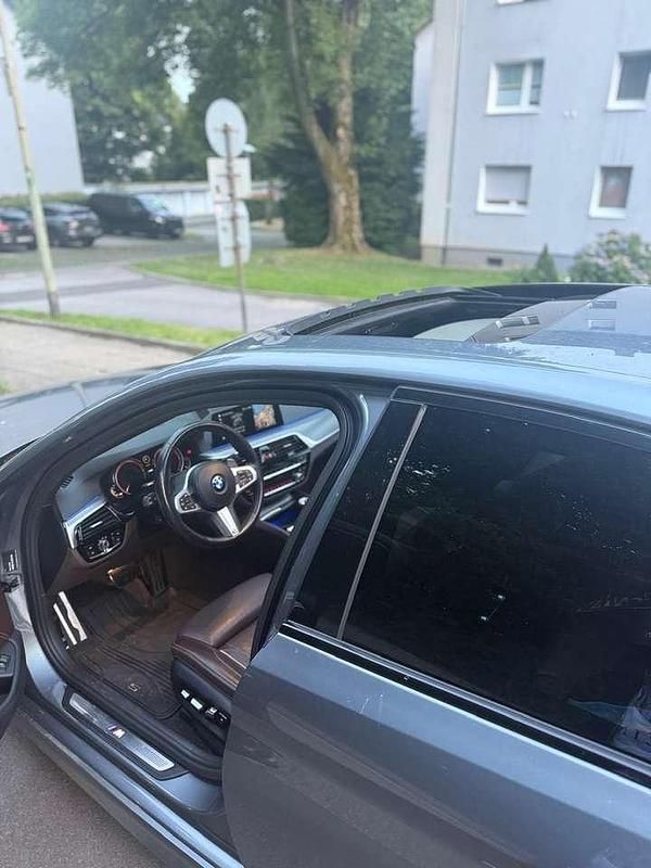 Gebraucht BMW 540 M Sport 340 PS (250 kW) 2017 Grau Limousine