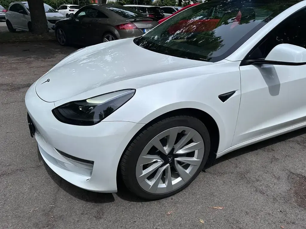Gebraucht Tesla Model 3 Long Range AWD 366 kW (498 PS) 2023 Weiß Limousine