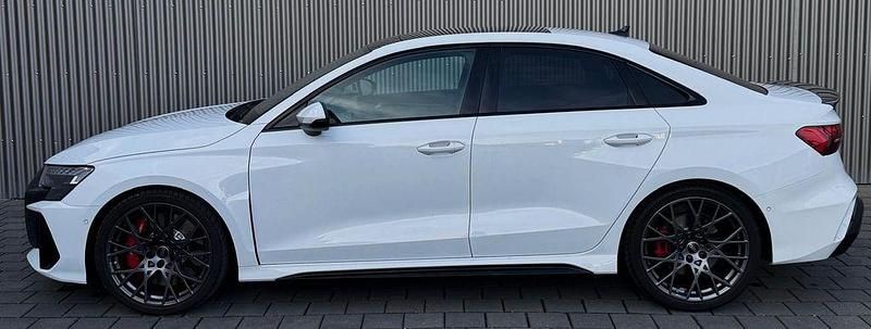 Gebraucht Audi RS3 Sport 400 PS (294 kW) 2025 Weiß Limousine