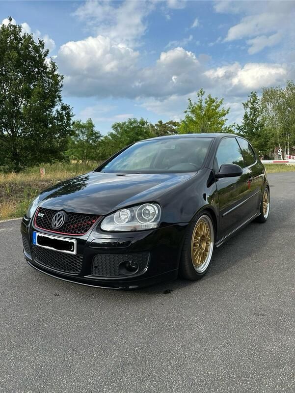 Schwarz Gebraucht 2008 VW Golf V Edition Kleinwagen | 11.499 € - Bild 1/4