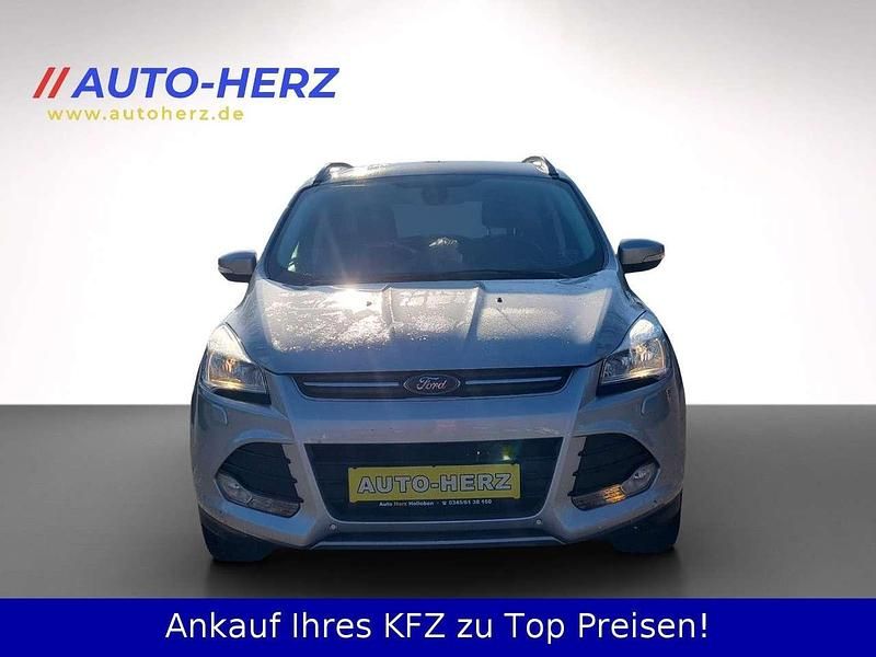Gebraucht Ford Kuga Titanium 150 PS (110 kW) 2015 Silber SUV