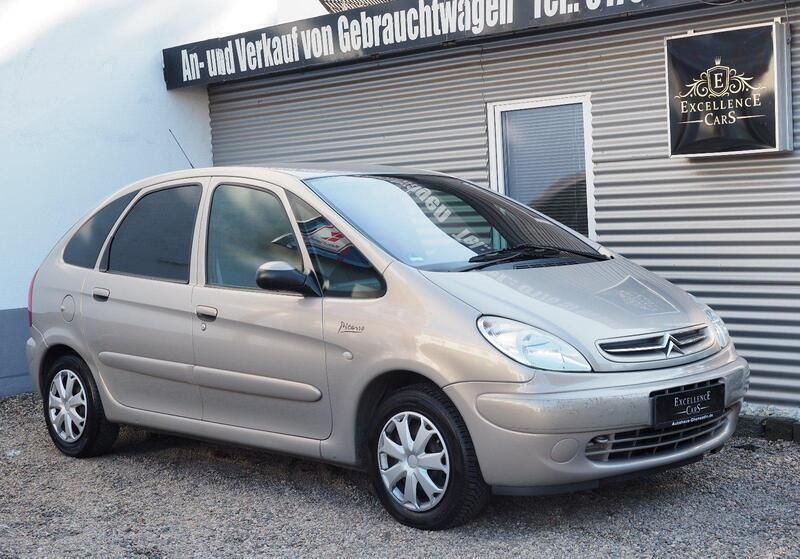 Beige Gebraucht 2003 Citroën Xsara Picasso Tonic Van / Kleinbus | 1.999 € (Etwas zu teuer) - Bild 1/4