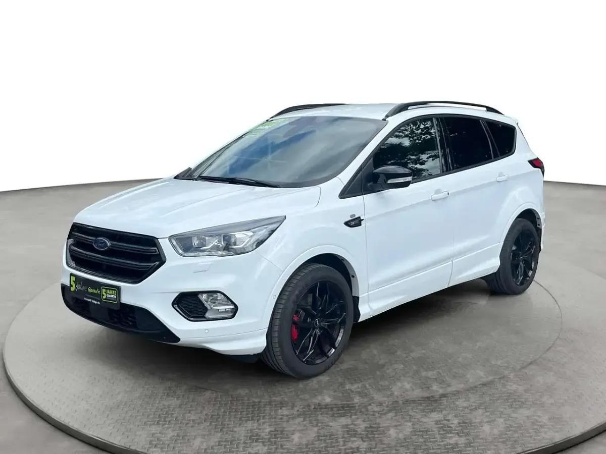 Gebraucht Ford Kuga ST-Line 179 PS (131 kW) 2019 Weiß SUV