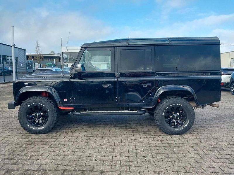 Gebraucht Land Rover Defender 122 PS (89 kW) 2015 Schwarz Kombi