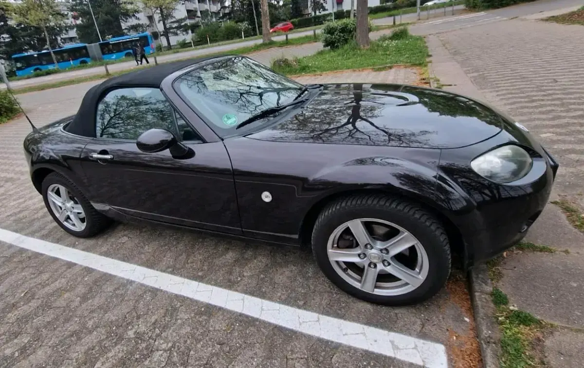 Usata Mazda MX5 126 CV (92 kW) 2007 Cabrio