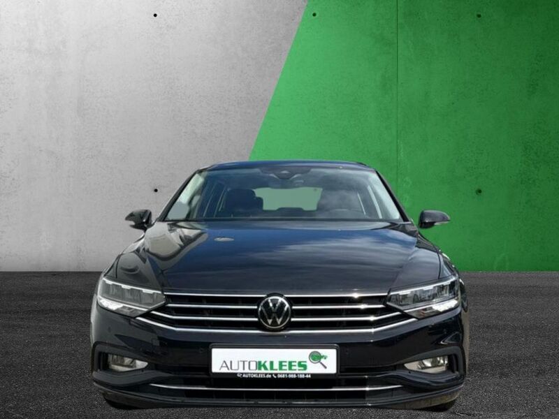 Gebraucht VW Passat Business 190 PS (139 kW) 2023 Deep black perleffekt Kombi