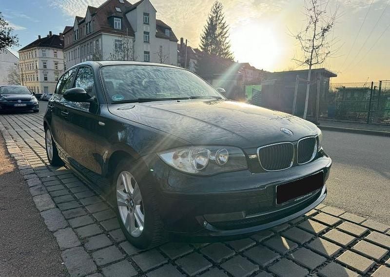 Gebraucht BMW 116 116 PS (85 kW) 2007 Schwarz Kleinwagen