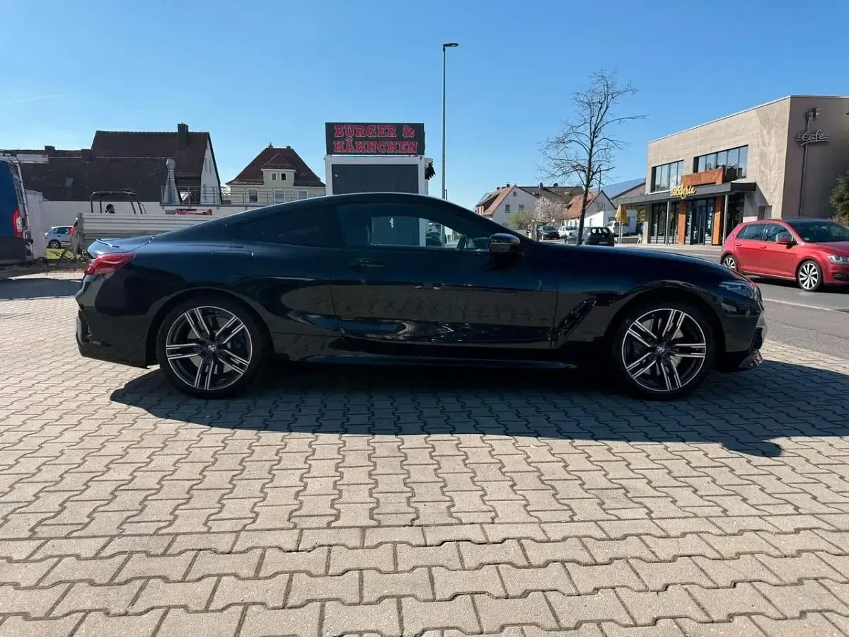 Gebraucht BMW 840 M Sport 320 PS (235 kW) 2019 Carbonschwarz Coupé