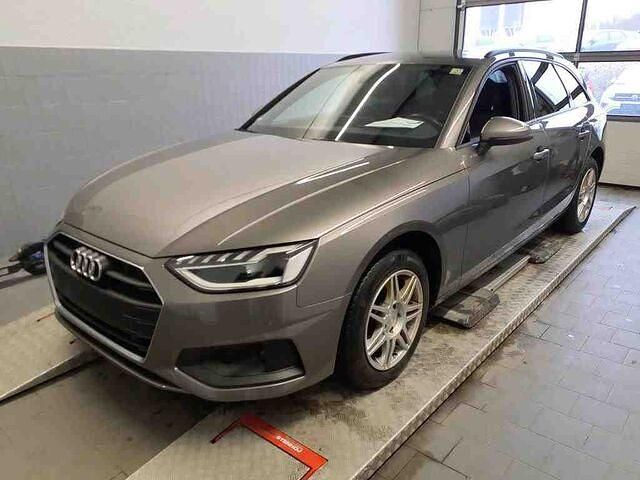 Gebraucht Audi A4 Ambiente 136 PS (100 kW) 2020 Terragrau Kombi
