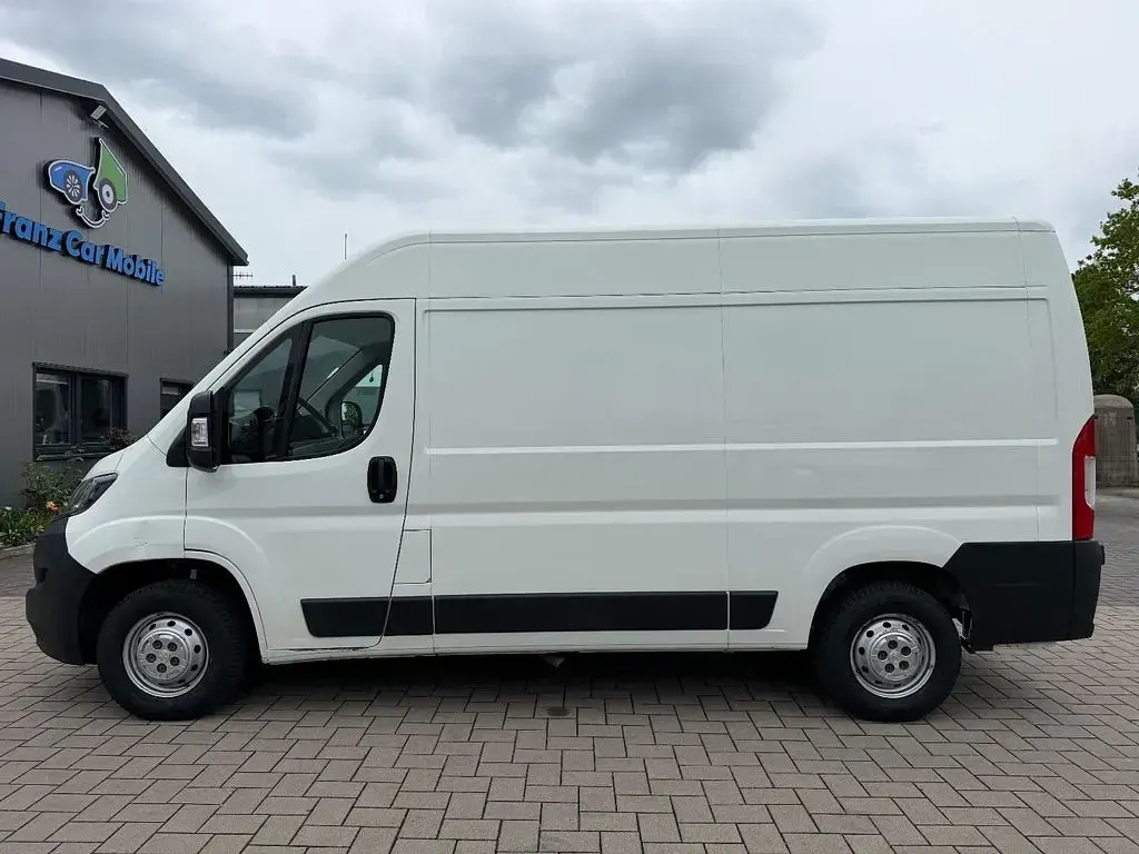 Gebraucht Peugeot Boxer 140 PS (102 kW) 2020 Weiß Van