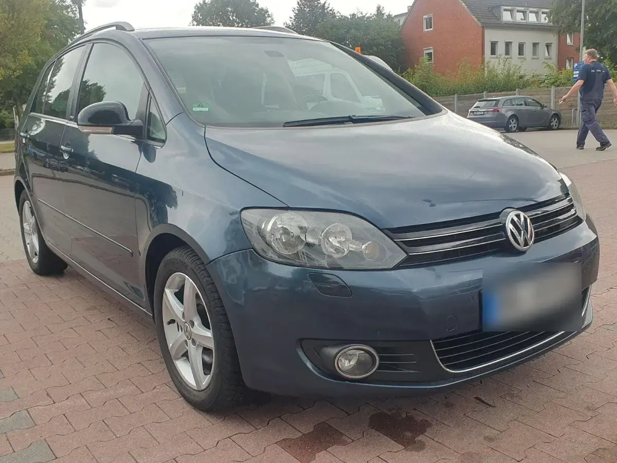 Gebraucht VW Golf Plus Style 105 PS (77 kW) 2011 Blau Van / Kleinbus