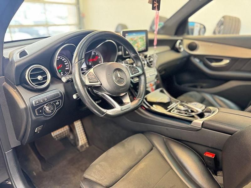 Gebraucht Mercedes GLC350 258 PS (189 kW) 2017 Schwarz SUV