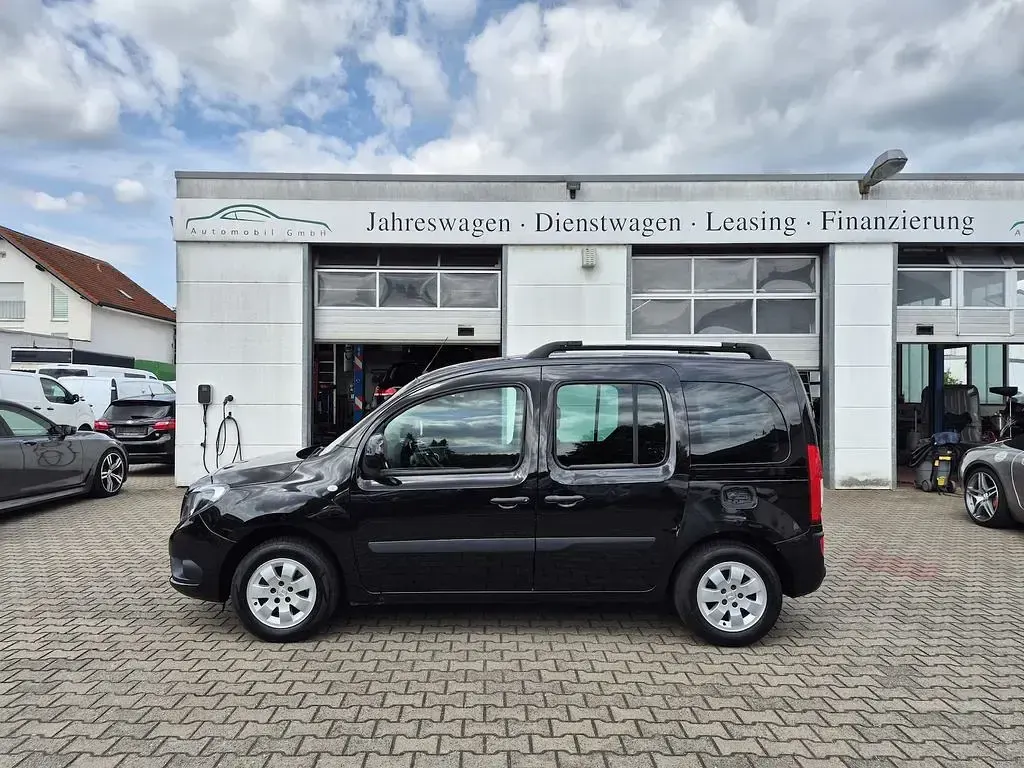 Gebraucht Mercedes Citan 111 Edition 116 PS (85 kW) 2019 Dravitschwarz Van / Kleinbus