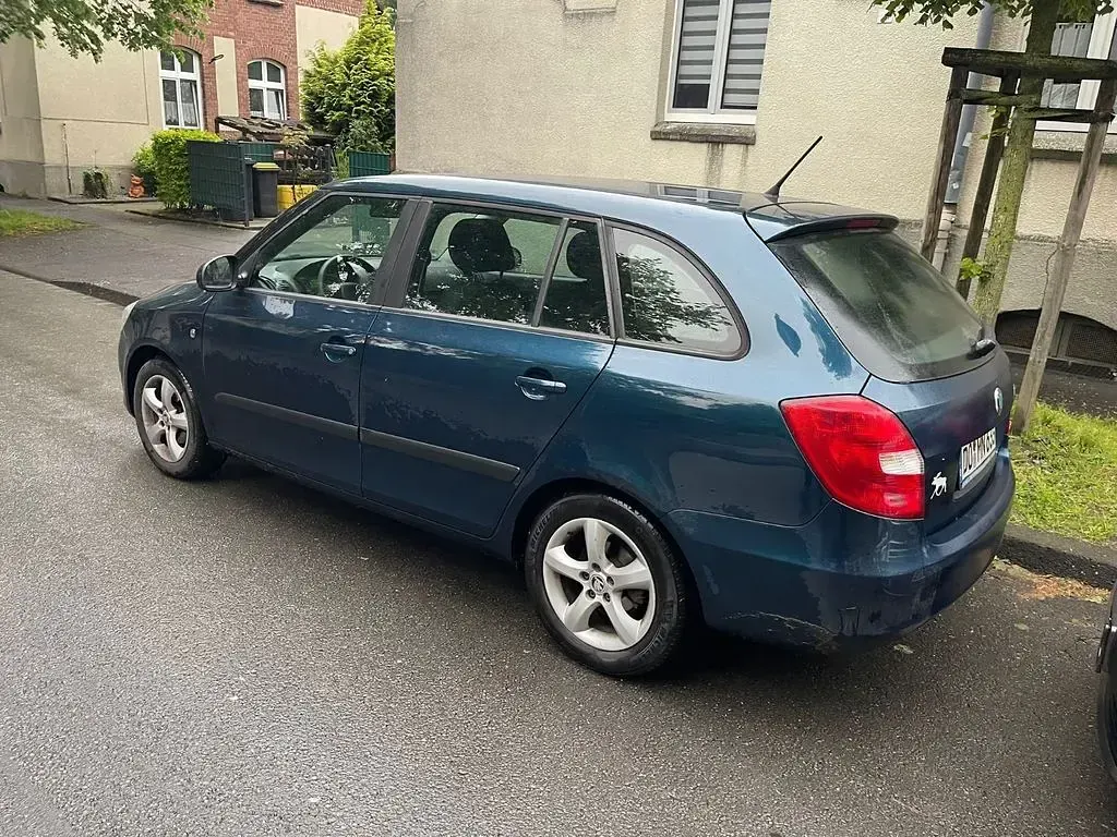 Gebraucht Skoda Fabia GreenLine 75 PS (55 kW) 2013 Blau Kombi