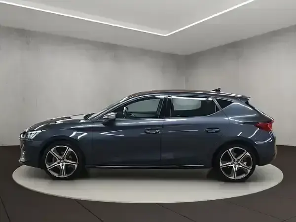 Gebraucht Seat Leon FR 150 PS (110 kW) 2022 Magnetic grau metallic Limousine