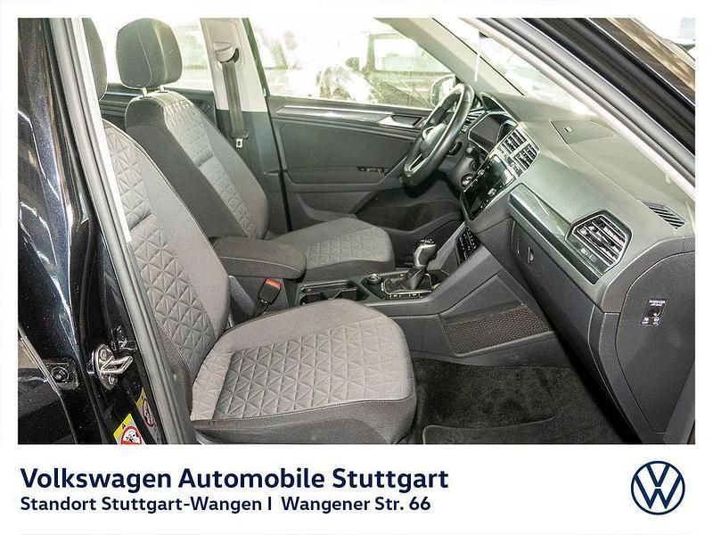 Gebraucht VW Tiguan Life 150 PS (110 kW) 2022 Deep black perleffekt SUV