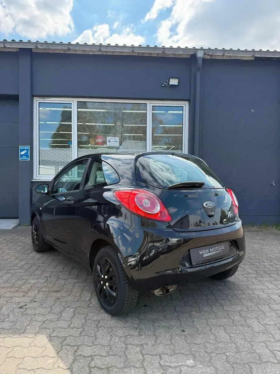 Usata Ford Ka 69 CV (50 kW) 2011 Nero Utilitaria