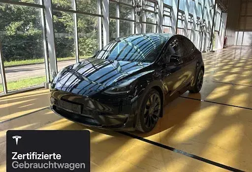 Gebraucht Tesla Model Y Performance 321 kW (437 PS) 2023 Schwarz SUV