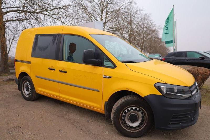 Gebraucht VW Caddy 102 PS (75 kW) 2018 Gelb Van / Kleinbus