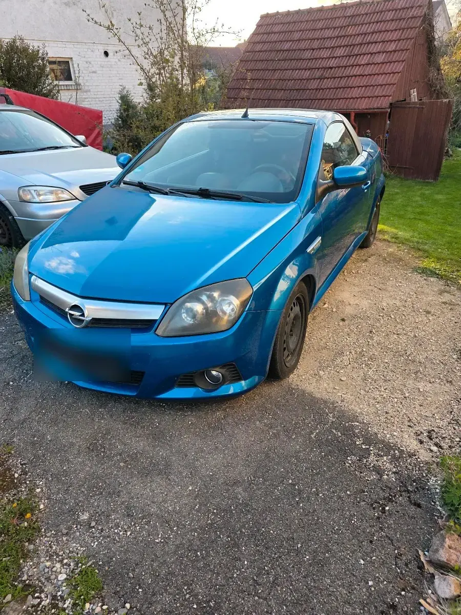 Gebraucht Opel Tigra 125 PS (91 kW) 2004 Blau Cabrio