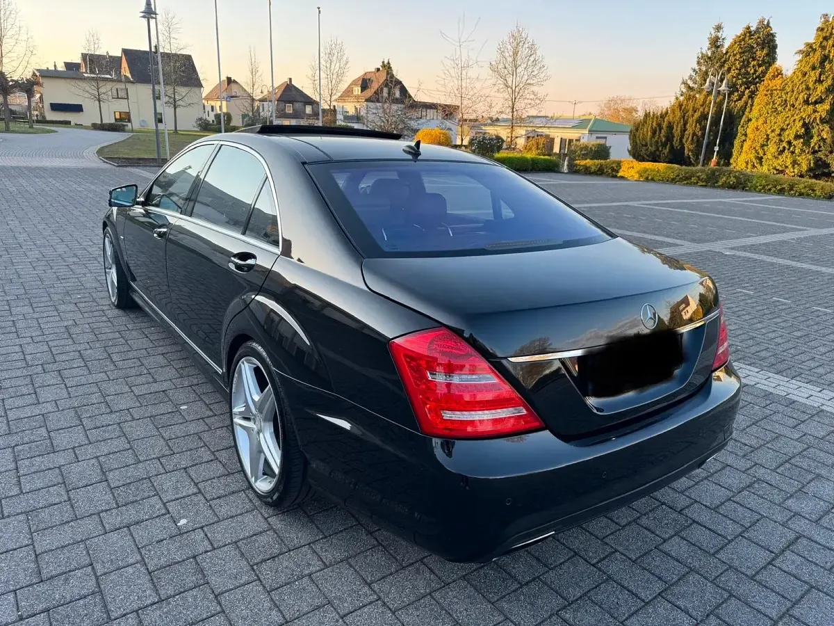 Gebraucht Mercedes S500L AMG 435 PS (319 kW) 2011 Schwarz Limousine