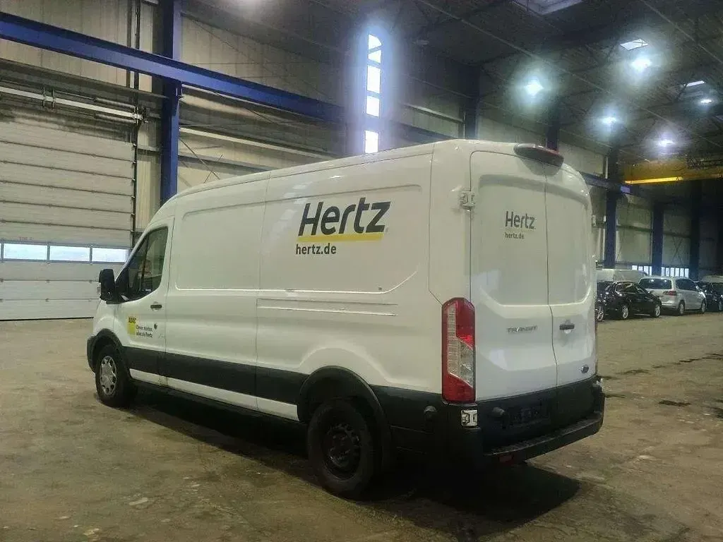 Gebraucht Ford Transit Trend 131 PS (96 kW) 2021 Weiß Van / Kleinbus
