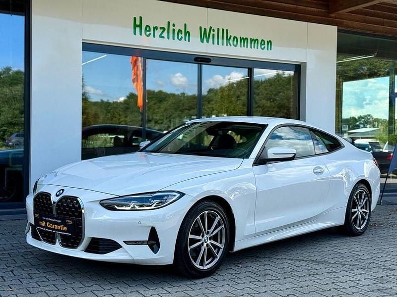 Weiß Gebraucht 2021 BMW 420 Performance Coupé | 35.890 € (Fairer Preis) - Bild 1/4