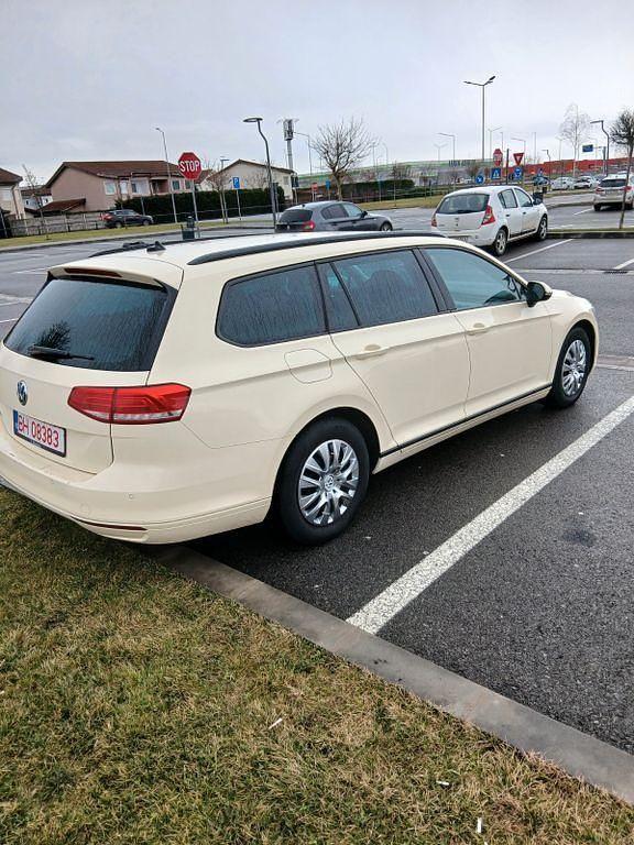 Gebraucht VW Passat 150 PS (110 kW) 2019 Beige Limousine