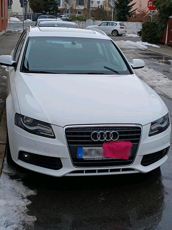 Gebraucht Audi A4 143 PS (105 kW) 2010 Weiß Kombi