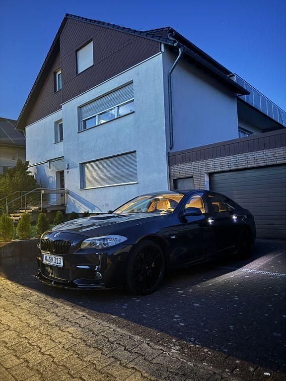 Schwarz Gebraucht 2013 BMW 535 Performance Limousine | 16.800 € (Superpreis) - Bild 1/4