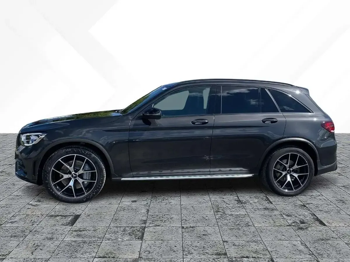 Gebraucht Mercedes GLC43 AMG AMG 390 PS (286 kW) 2022 Schwarz SUV