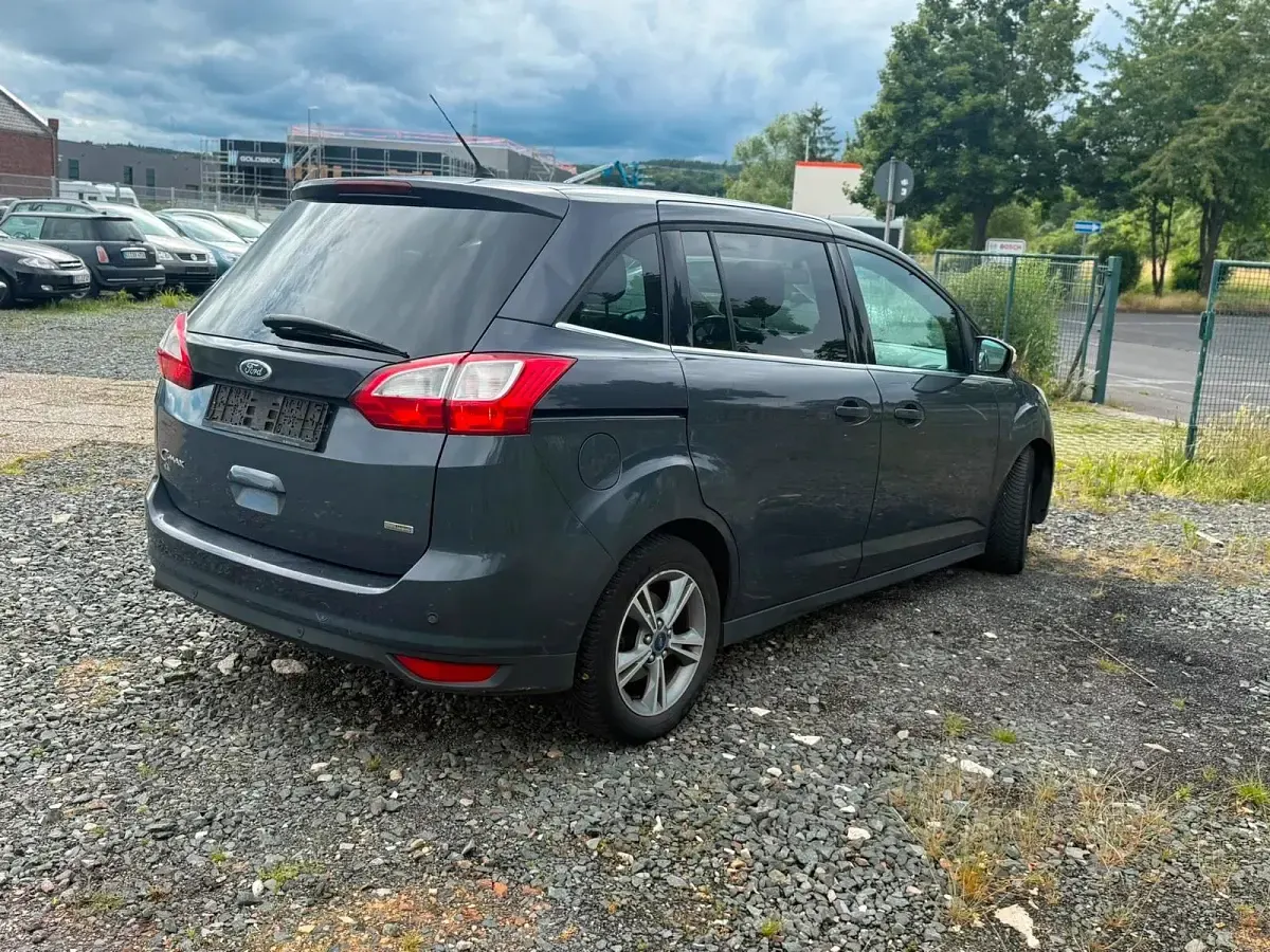 Gebraucht Ford C-MAX 136 PS (100 kW) 2012 Grau Van / Kleinbus