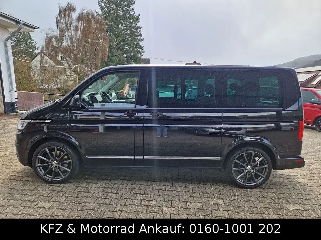 Gebraucht VW Multivan Highline 230 PS (169 kW) 2021 Schwarz Van / Kleinbus