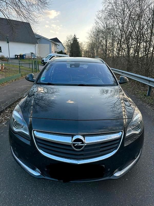 Gebraucht Opel Insignia 170 PS (125 kW) 2016 Schwarz Kombi