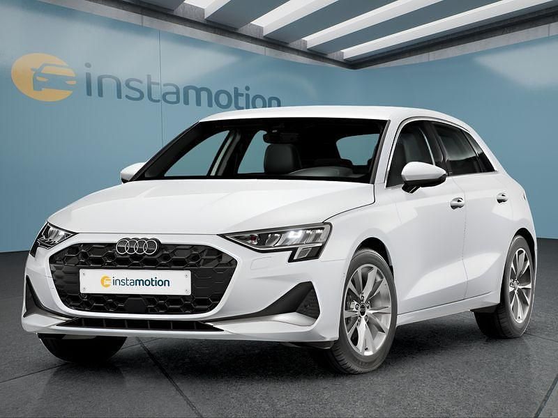 Weiß Gebraucht 2025 Audi A3 Limousine | 35.749 € (Etwas zu teuer) - Bild 1/4