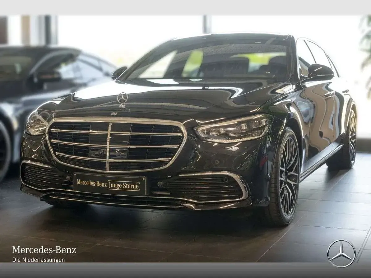 Gebraucht Mercedes S450 367 PS (269 kW) 2024 Schwarz Limousine