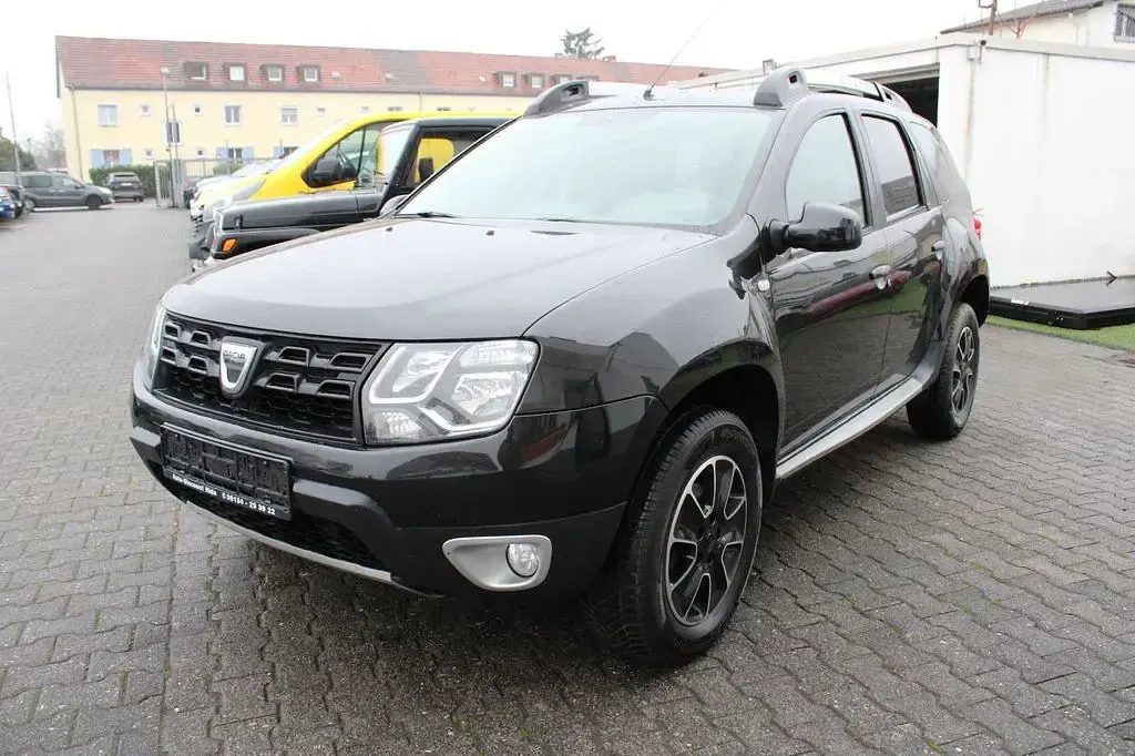Second-hand Dacia Duster Black Shadow 125 CP (91 kW) 2017 Negru SUV