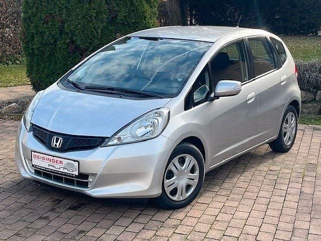 Silber Gebraucht 2011 Honda Jazz Trend Kleinwagen | 7.198 € (Fairer Preis) - Bild 1/4