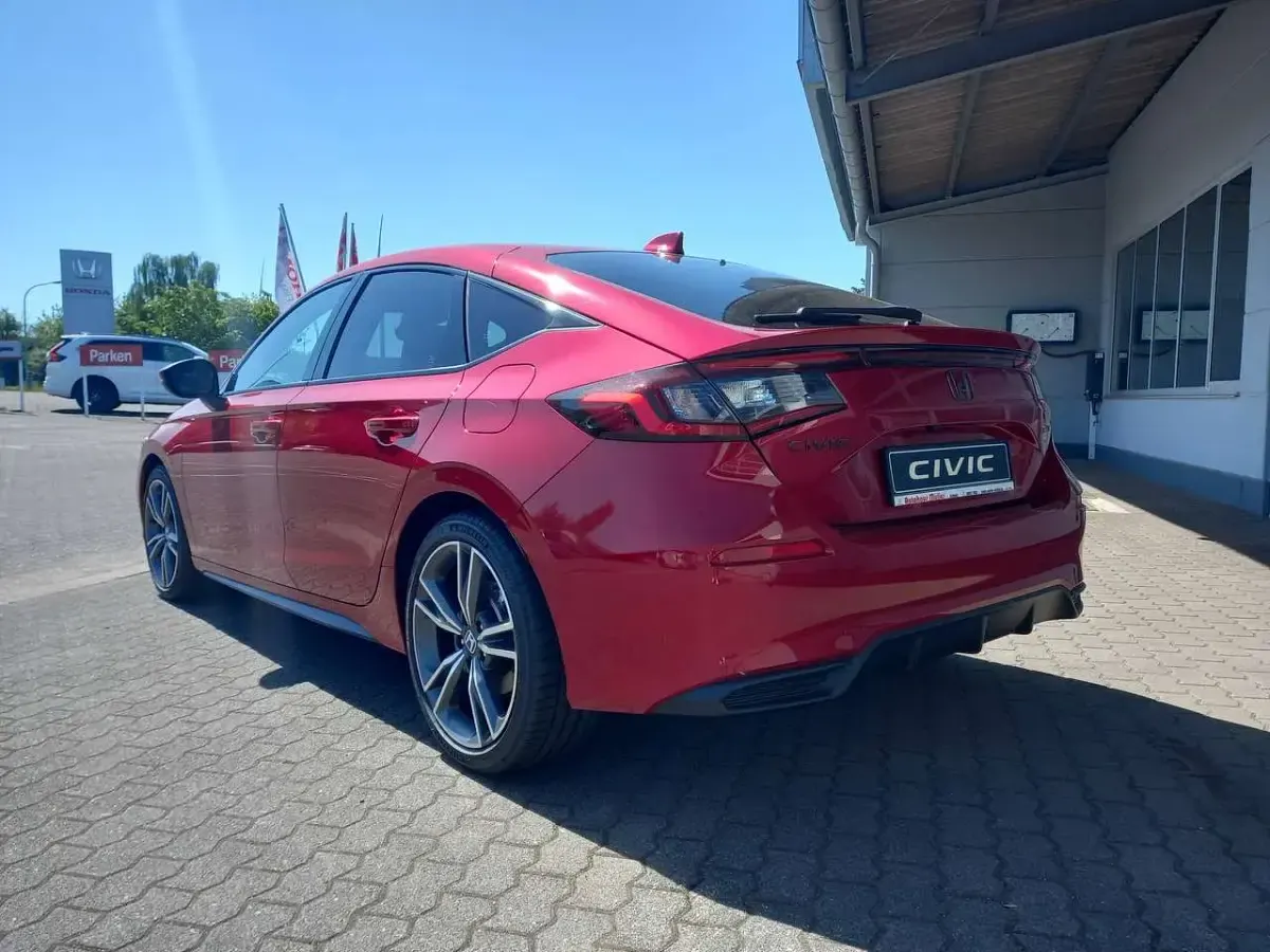Neu Honda Civic Advance 184 PS (135 kW) 2026 Premium crystal red Limousine