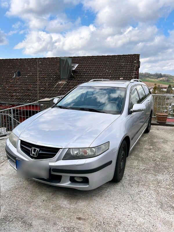 Silber Gebraucht 2004 Honda Accord Kombi | 2.400 € (Guter Preis) - Bild 1/4