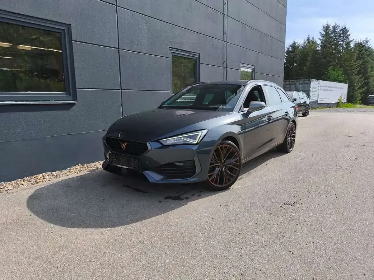 Gebraucht Cupra Leon 245 PS (180 kW) 2023 Grau Kombi