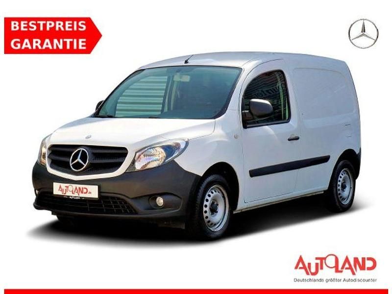 Weiß Gebraucht 2019 Mercedes Citan 109 Van | 14.990 € (Teuer) - Bild 1/4