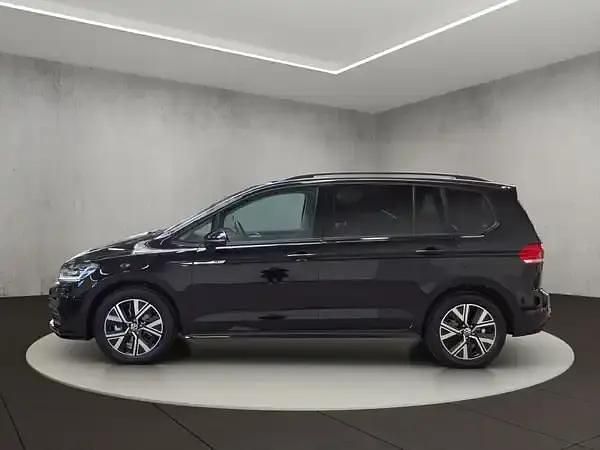 Neu VW Touran 150 PS (110 kW) 2026 Grenadillschwarz metallic Van / Kleinbus