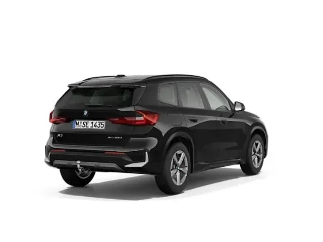 Gebraucht BMW X1 197 PS (144 kW) 2023 Schwarz SUV