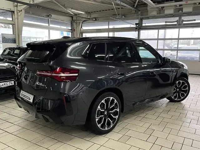 Gebraucht BMW X3 M Sport 208 PS (152 kW) 2025 Grau SUV