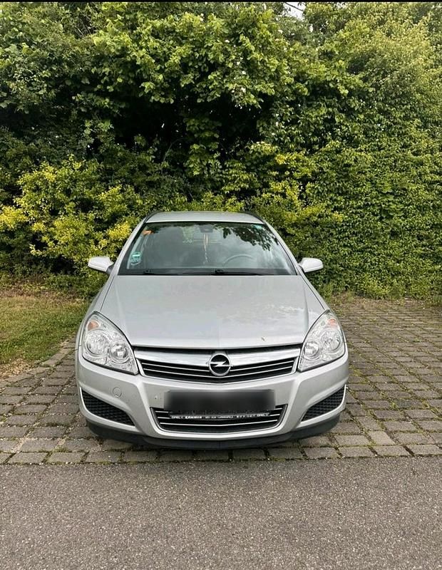 Silber Gebraucht 2009 Opel Astra Kombi | 700 € (Superpreis) - Bild 1/4
