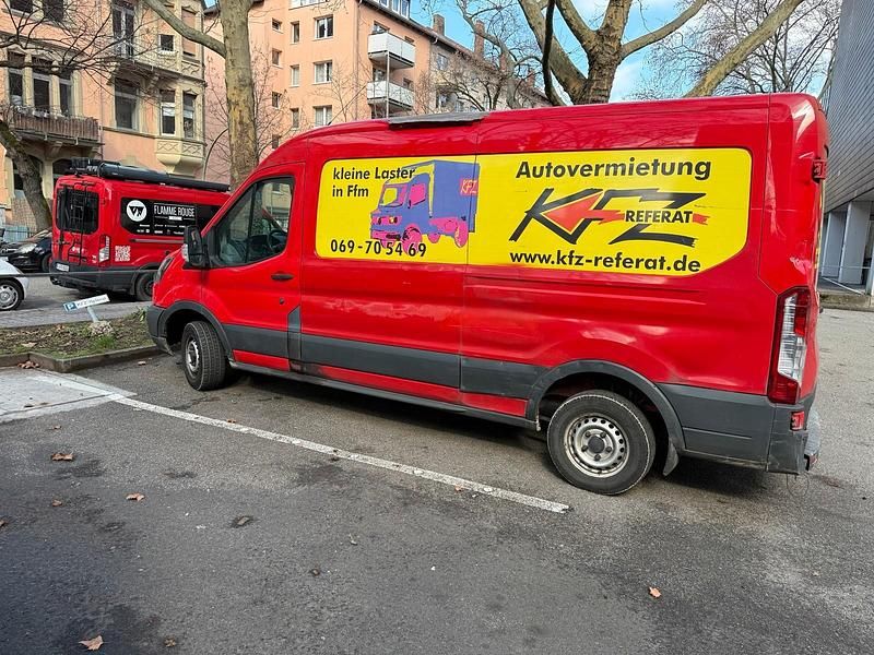 Gebraucht Ford Transit 105 PS (77 kW) 2018 Rot Van / Kleinbus