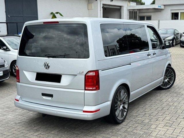 Gebraucht VW Caravelle 150 PS (110 kW) 2016 Beige Van / Kleinbus