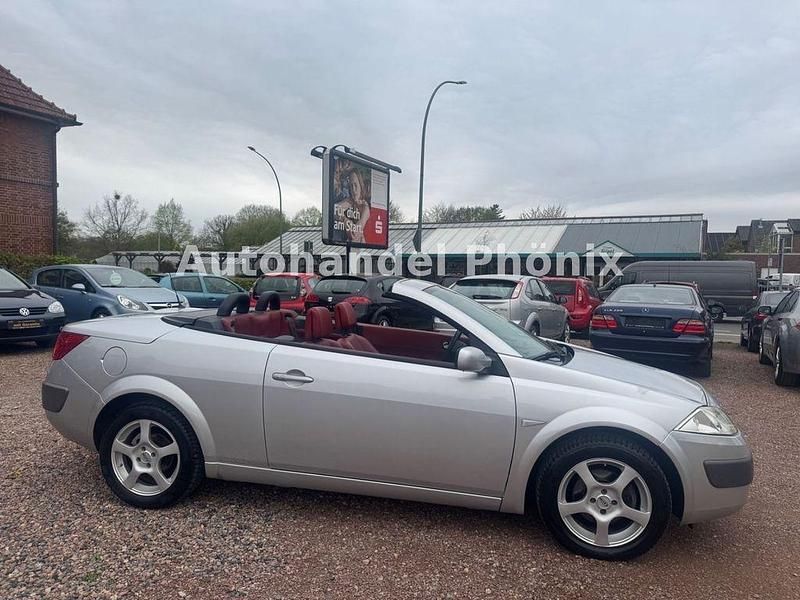 Gebraucht Renault Mégane Cabriolet Dynamique 135 PS (99 kW) 2006 Silber Cabrio